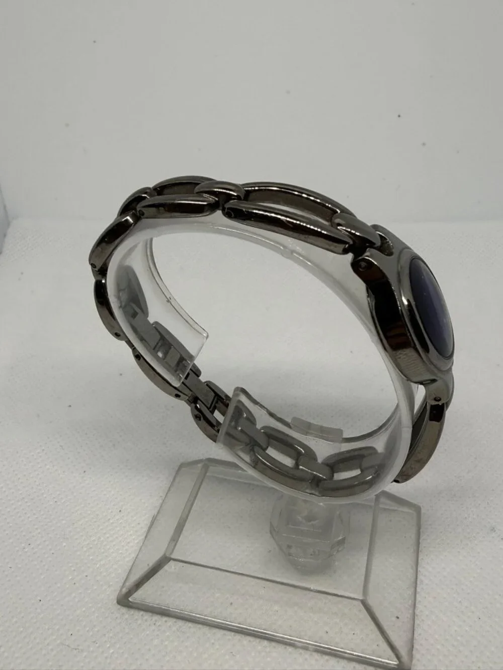 Fossil F2 Ladies Watch Gunmetal Gray Bracelet Lavender Purple Dial ES-9014